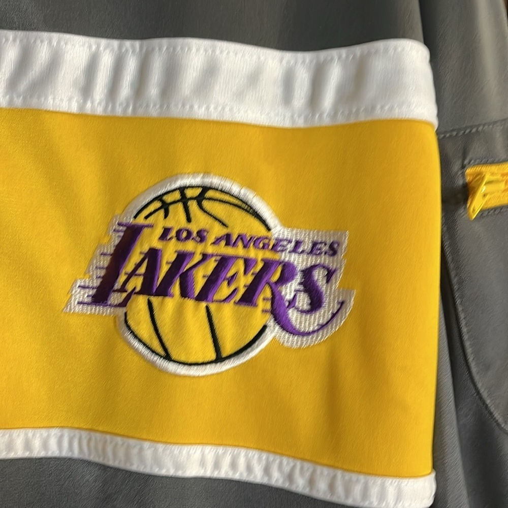 NBA MAJESTIC  Lakers Jacket LARGE TALL - Picture 2 of 6